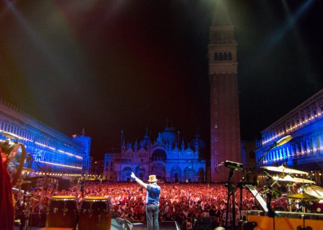 Zucchero ha chiuso il tour lungo 2 anni con 166 concerti in 136 città