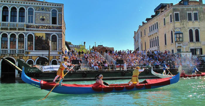 Assistere alla Regata Storica 2018 dalla platea Canal Grande