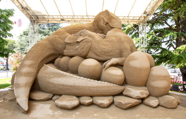 Sculture di Sabbia: ieri la chiusura del Festival "Sand Raptors"