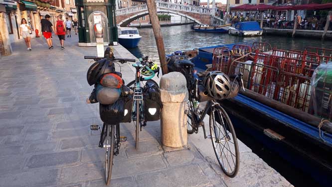 Venezia: 8 daspo e numerosi verbali contro chi viola il regolamento