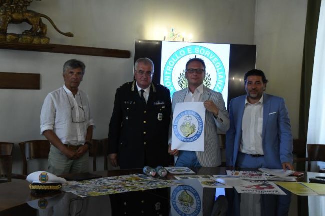 Controllo e sorveglianza di vicinato