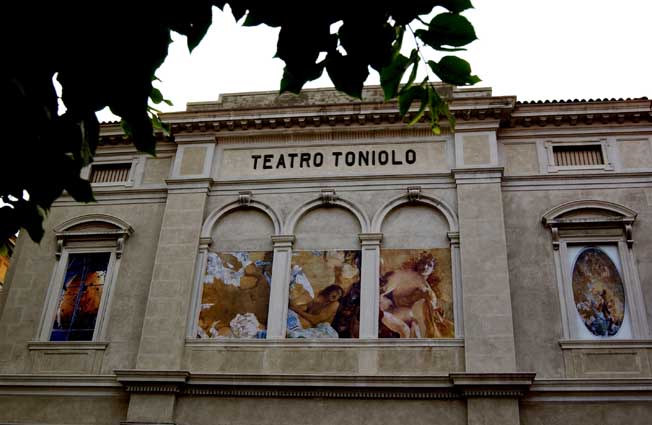 teatro toniolo