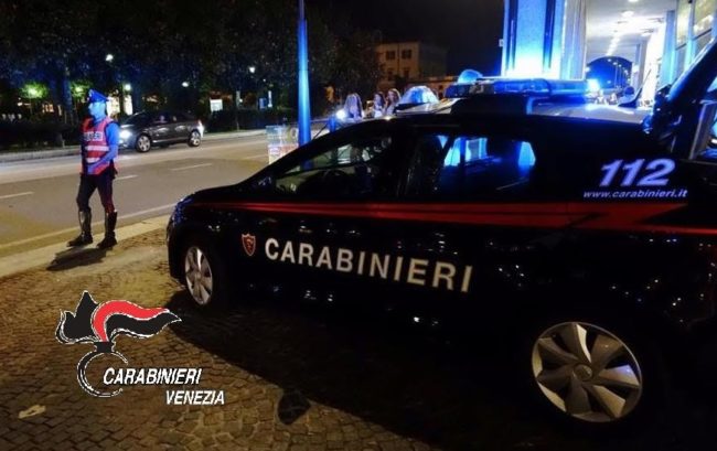 Investe un ciclista e scappa: denunciato un giovane di Mirano