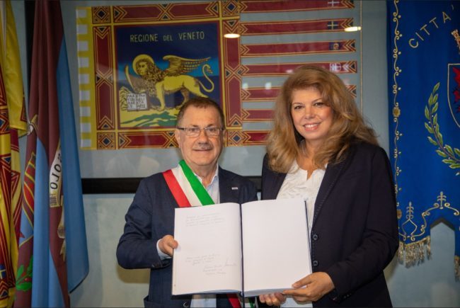 La vicepreside della repubblica di Bulgaria in vista a Jesolo