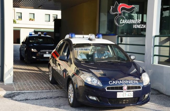 Sequestrano e rapinano un uomo a Spresiano