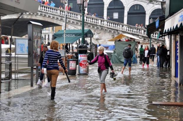 Acqua alta 8 novembre raggiunto il massimo di 110 cm