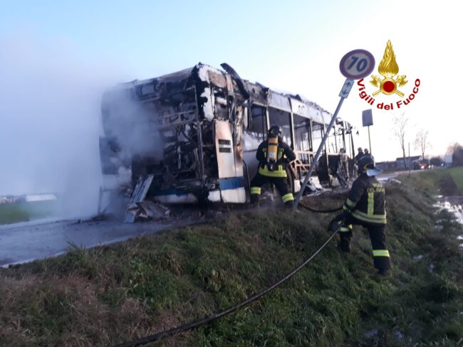 incendio autobus actv marcon