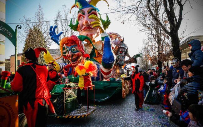 Carnevale Marghera 2020: la grande sfilata di carri