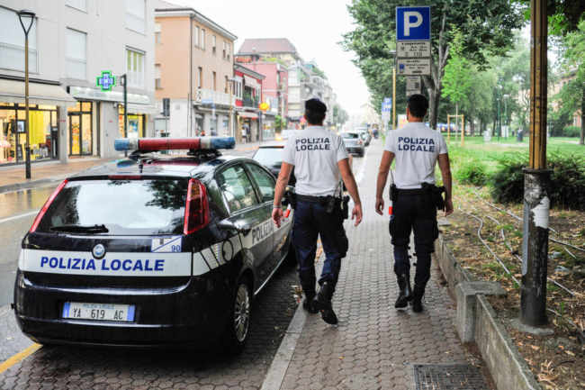 Ordinanza Coronavirus: a Mestre chiuso un locale adibito a moschea - Televenezia