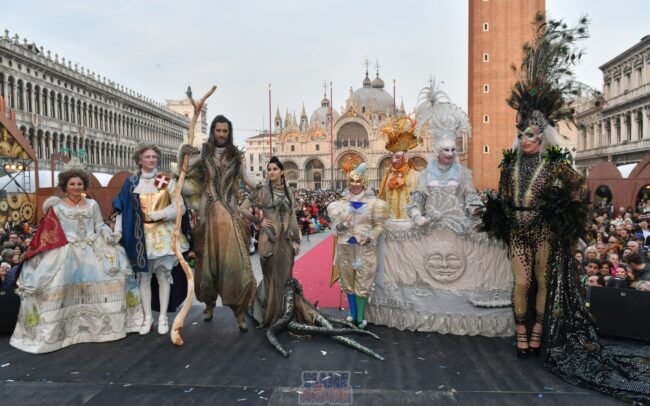 Coriandoli di plastica vietati al Carnevale di Venezia 2020 - Televenezia