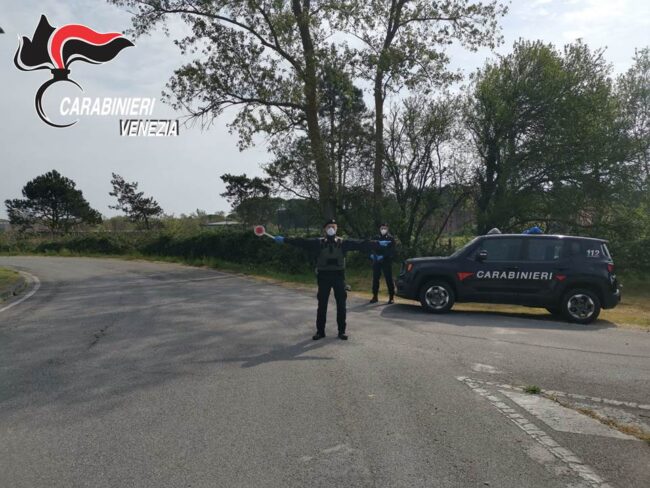 Caorle, droga nei contenitori dei Kinder Sorpresa: pusher arrestati