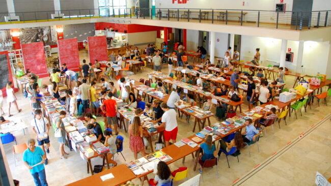 Libro contro Libro 2020: torna il mercatino dei testi scolastici usati