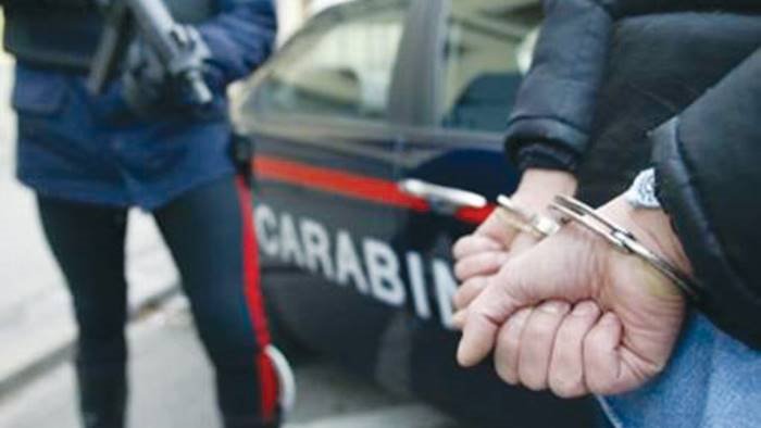 Arrestato pusher che spacciava in “smart working”