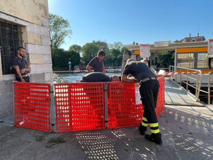 Cedimento della fondamenta Sant’Andrea: interdetto imbarcadero Actv