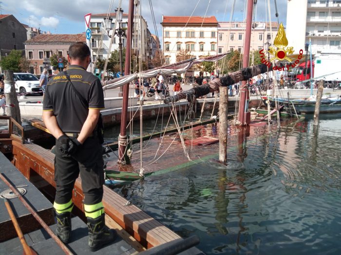 Chioggia: affondato l'antico Bragozzo del Museo