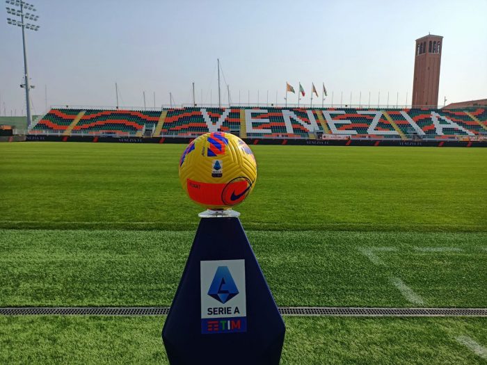 Pier Luigi Penzo: la storia di uno stadio sospeso sull’acqua