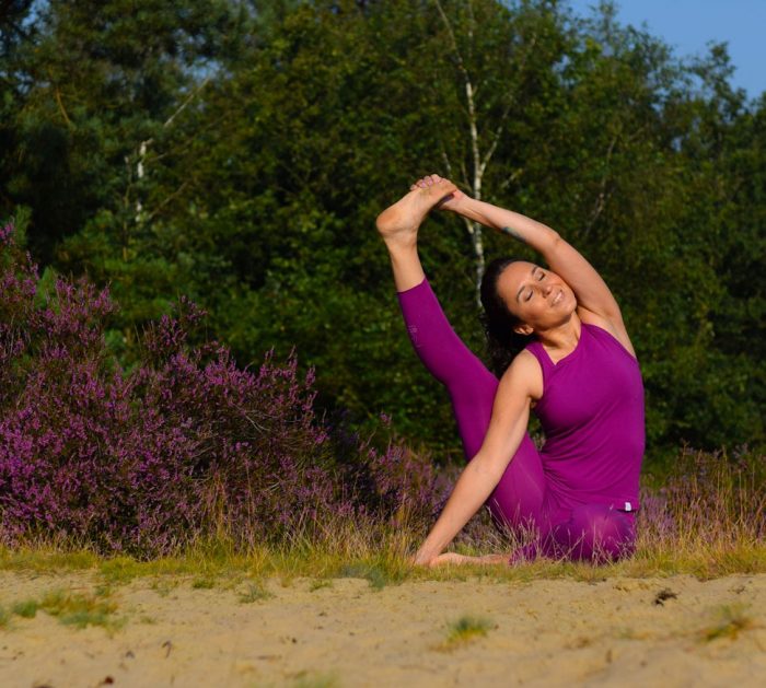 Yoga a Bibione: I grandi maestri in arrivo per l'Olistic Festival - TeleVenezia