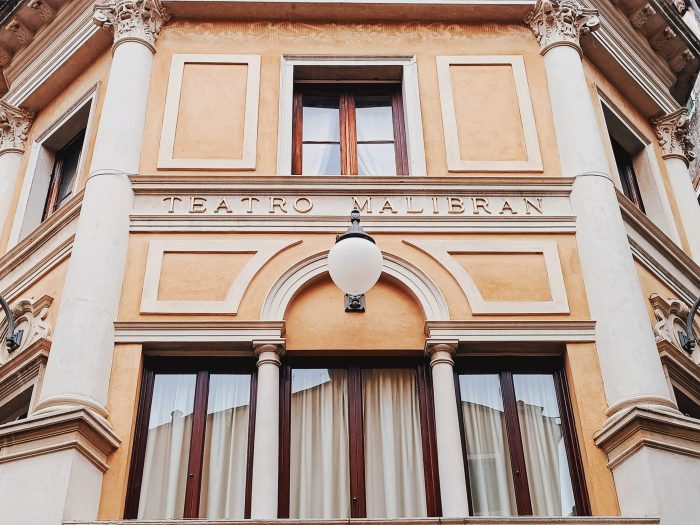 "Teatro Malibran" titolato alla cantante Maria Malibran TeleVenezia