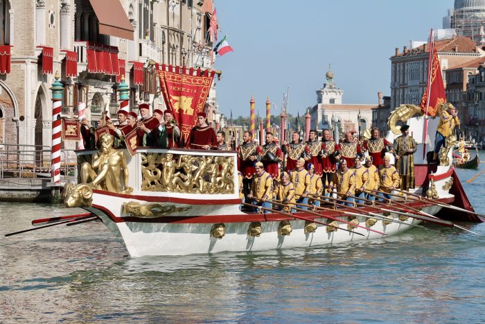 Regata Storica 2022: torna domenica 4 settembre. La Storia - TeleVenezia