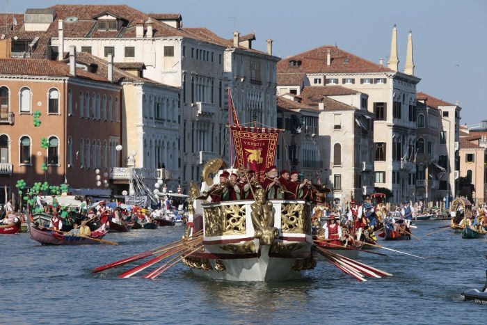 Regata Storica 2022: grande successo a Venezia - TeleVenezia