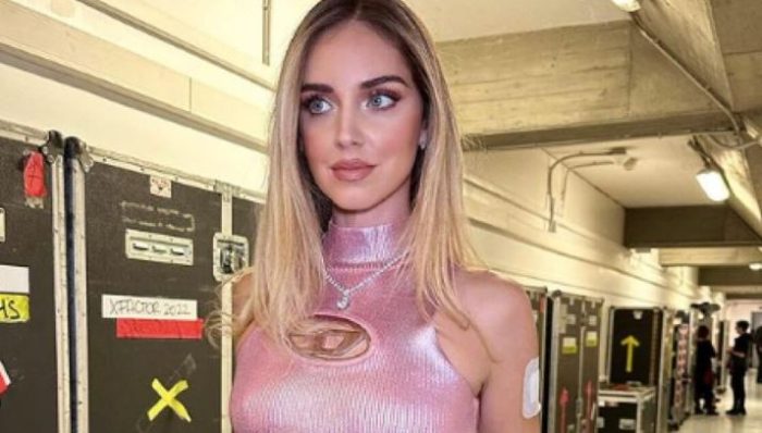 Chiara Ferragni: rivela il motivo del cerotto sul braccio-RadioVenezia