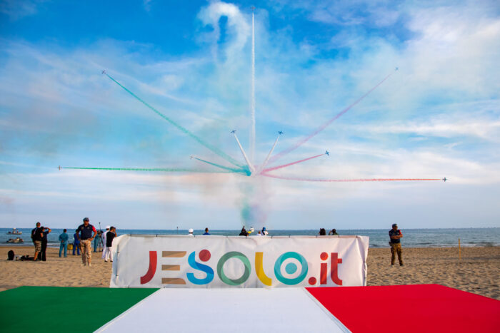 Jesolo Air Show 2023: due mostre ad accompagnare le esibizioni - Televenezia