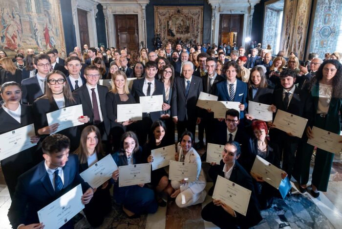 Alfieri del Lavoro: due ragazzi veneti premiati da Mattarella - Televenezia