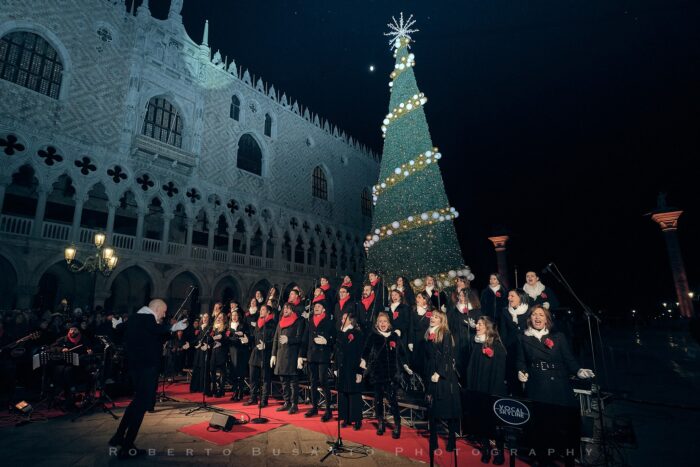 I Vocal Skyline accendono il Natale nelle Piazze di Mestre e Venezia