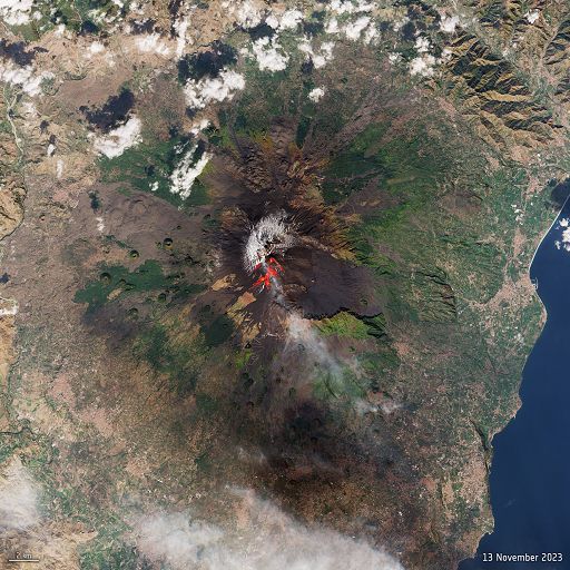 Eruzione dell’Etna vista dallo spazio: la foto di ESA - Televenezia