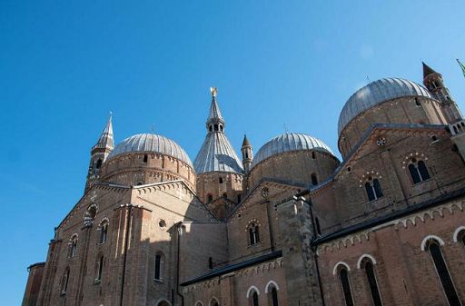 Università Padova sospende lezioni per funerali di Giulia Cecchettin - Televenezia