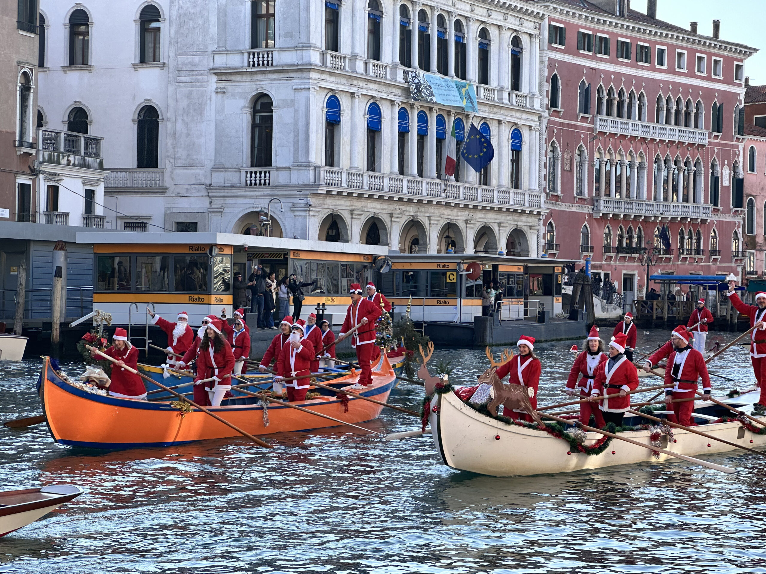 Natale a Venezia, Santa Claus arriva in barca